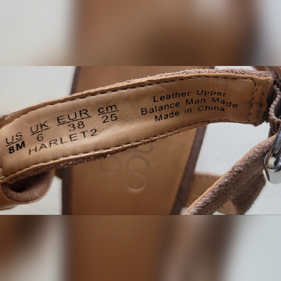 Franco Sarto Harlet 2 Suede Perforated Block Peep Toe Sandals Wms 8M - Picture 5 of 11